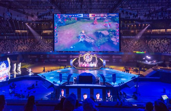 也让我们看 也让我们看